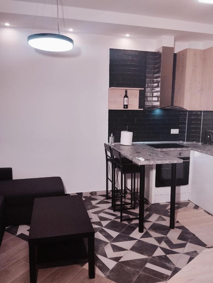 Romeo Isimeriahomz Apartment Thessaloniki Exterior photo
